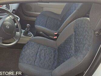 2009-renault-twingo-1447555-46834418