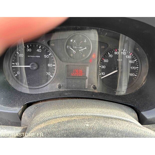 2010 سيتروين BERLINGO-46834439