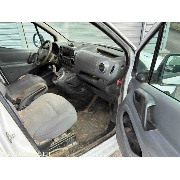 2010 سيتروين BERLINGO-46834443