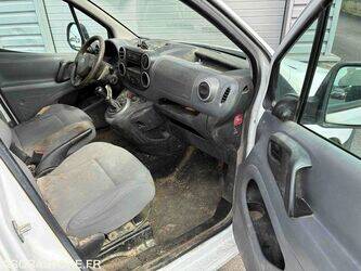 2010-citroen-berlingo-1447556-46834443