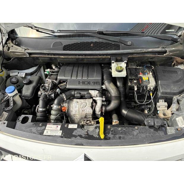 2010 سيتروين BERLINGO-46834445