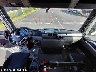 2010-man-19-444-46834490