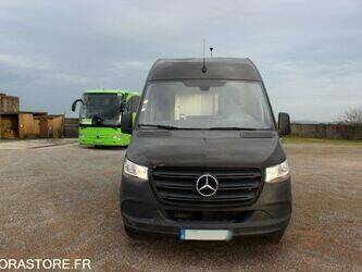2019-mercedes-benz-sprinter-1447562-46834516