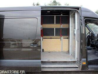 2019-mercedes-benz-sprinter-1447562-46834520