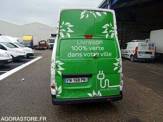 2020-nissan-nv200-1447563-46834536