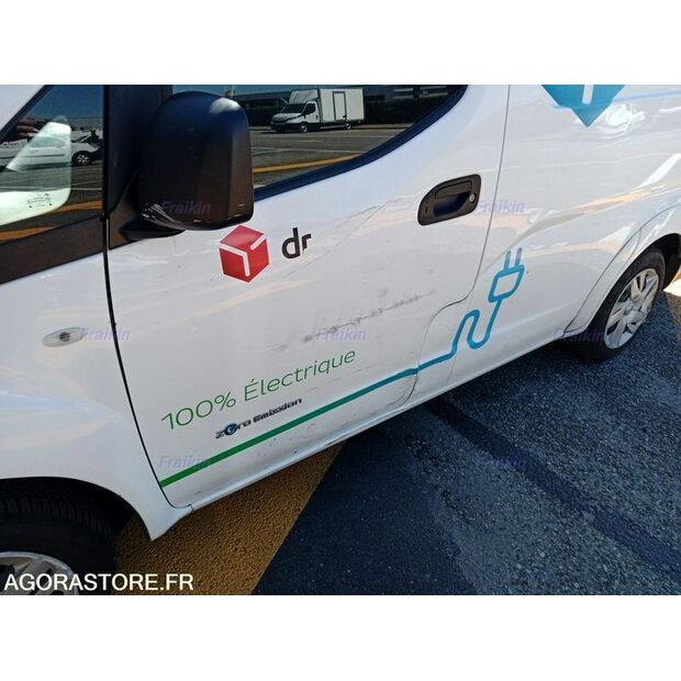 2020 NISSAN NV200-46834540