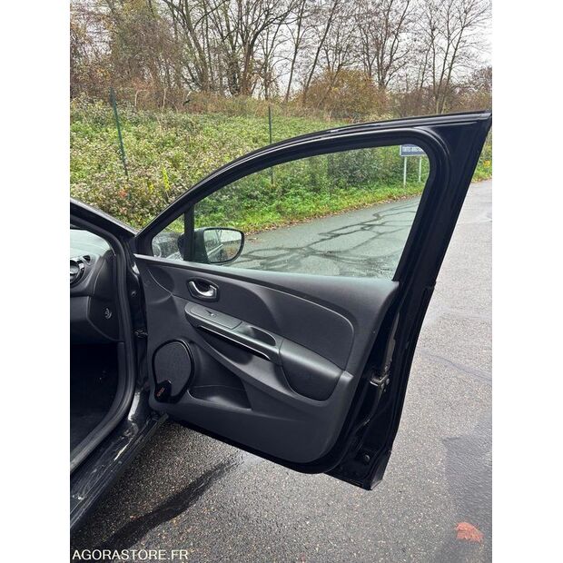 2016 Renault Clio-46834561