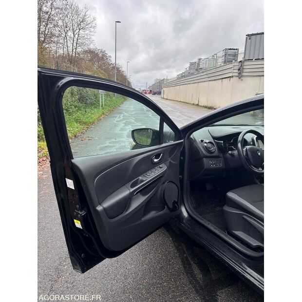 2016 Renault Clio-46834564