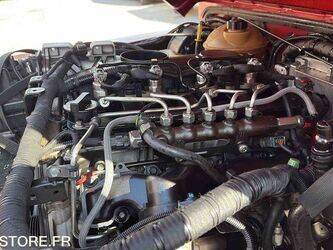 2009-land-rover-defender-1447066-46834607