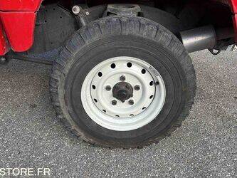 2009-land-rover-defender-1447066-46834611