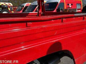 2009-land-rover-defender-1447066-46834626