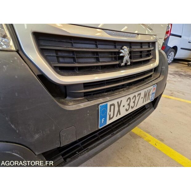 2015 Peugeot PARTNER-46834760