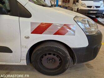 2015-peugeot-partner-1447094-46834765