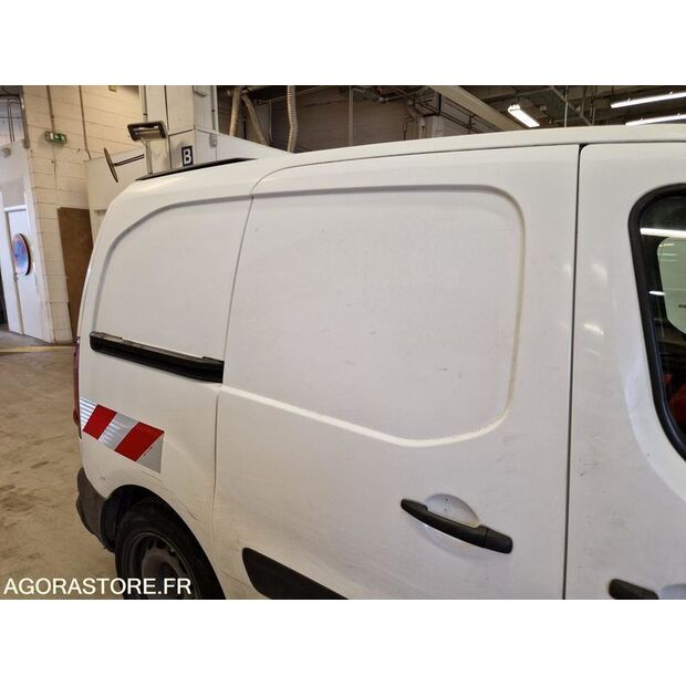 2015 Peugeot PARTNER-46834771