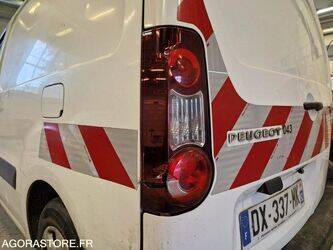 2015-peugeot-partner-1447094-46834786