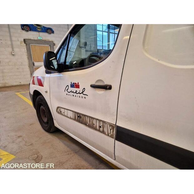 2015 Peugeot PARTNER-46834790