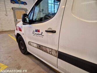2015-peugeot-partner-1447094-46834790