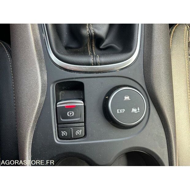2015 رينو KADJAR-46834843