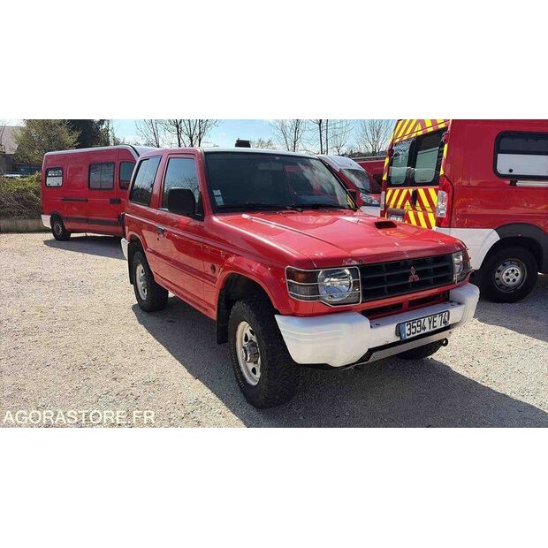 2004 MITSUBISHI Pajero-46834856