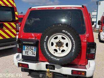 2004-mitsubishi-pajero-1447108-46834859