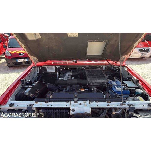 2004 MITSUBISHI Pajero-46834868