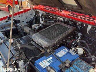 2004-mitsubishi-pajero-1447108-46834876