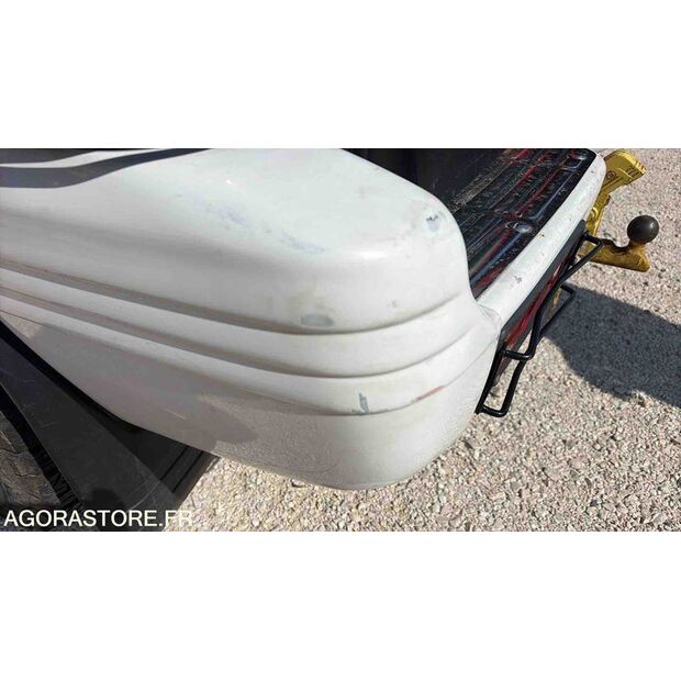 2004 MITSUBISHI Pajero-46834884