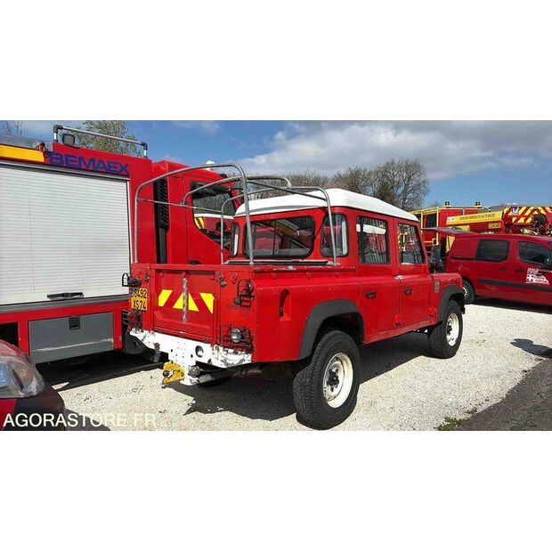 2003 لاند روفر Defender-46834907