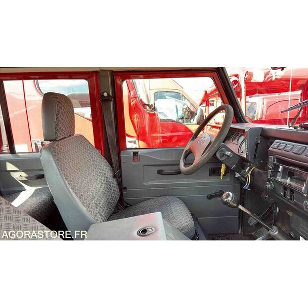 2003 لاند روفر Defender-46834914