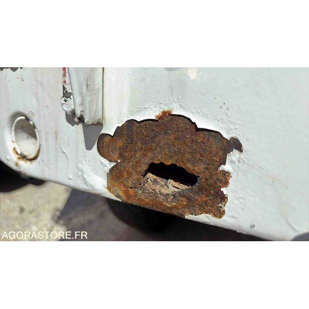 2003 لاند روفر Defender-46834922