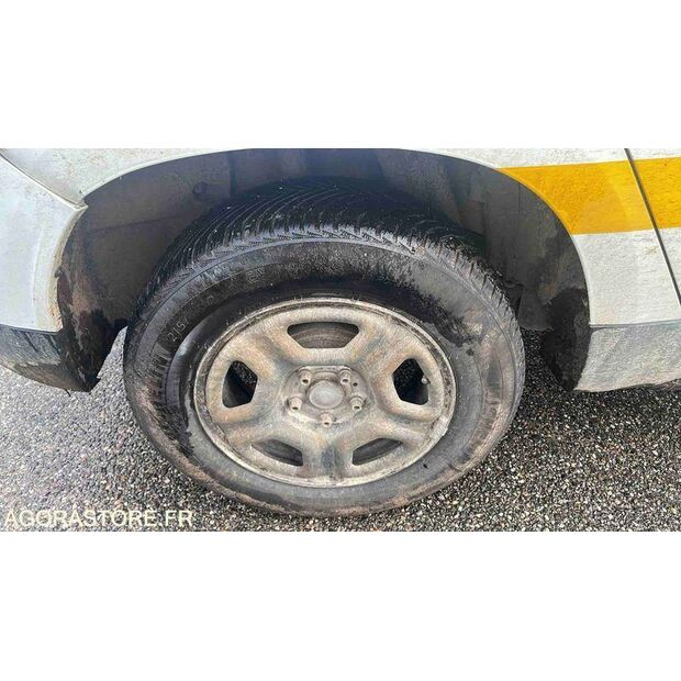 2020 Dacia DUSTER-46835060