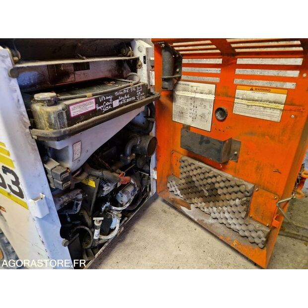 BOBCAT 453-46835090