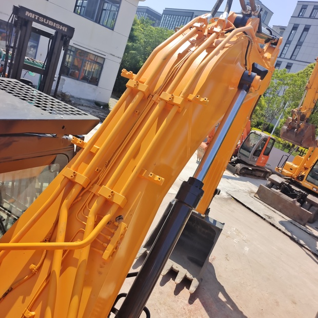 2025 ساني SY335H-46835290