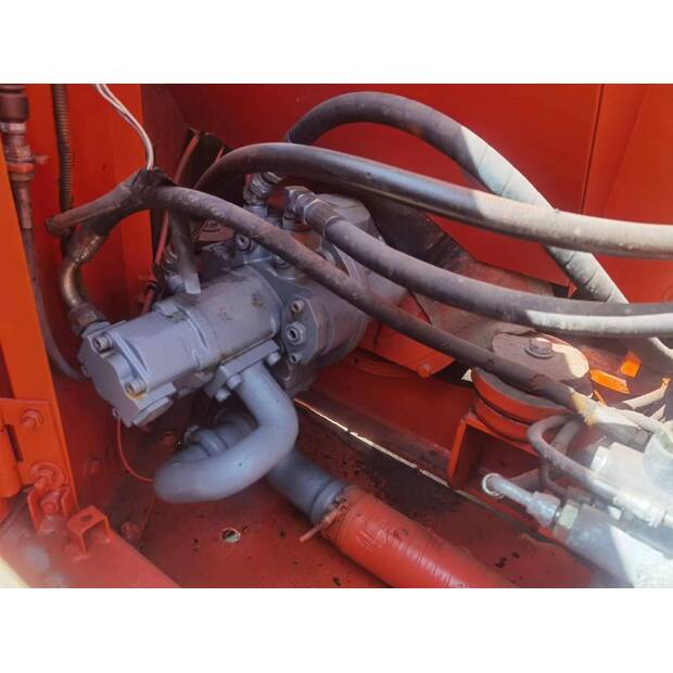 2024 هيتاشى ZAXIS60-46835840