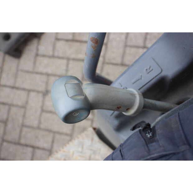 2015 HAMM HD8VV-46836062