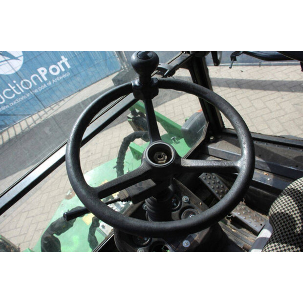 2008 جون دير 1515-46836164