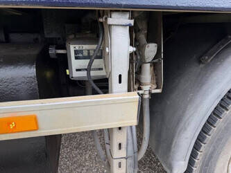 2001-mercedes-benz-atego-1823-1447622-46836392