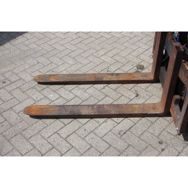 2003 ليندي H30D-46836476