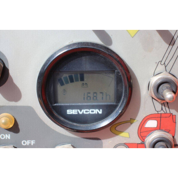 2013 مانيتو 150AETJ-46836677