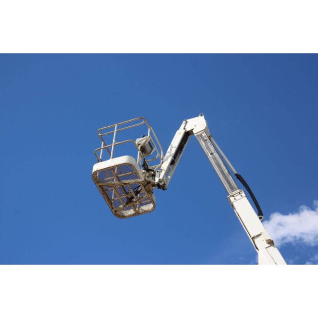 2013 مانيتو 150AETJ-46836690