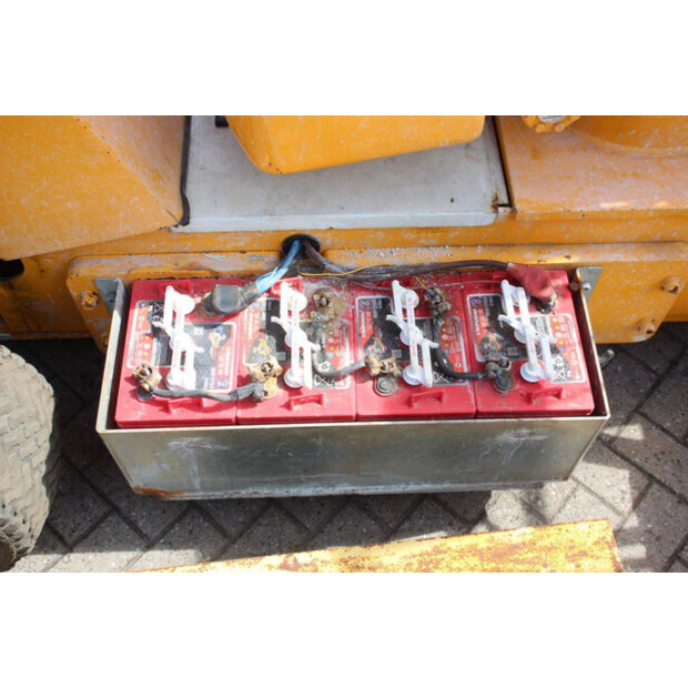 2016 NIFTY HR12NDE-46836709