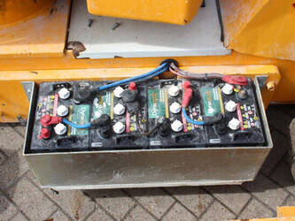 2016-nifty-hr12nde-46836710