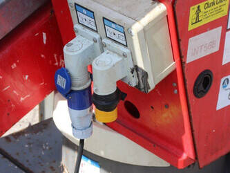 2015-nifty-hr12nde-1447636-46836726