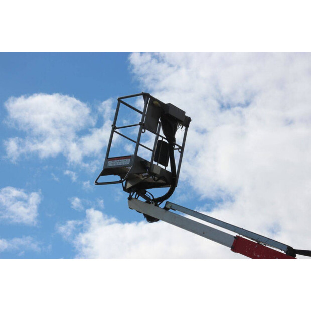 2015 نيفتي HR12NDE-46836740