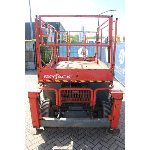 2018 SkyJack SJ6826RT-46836744