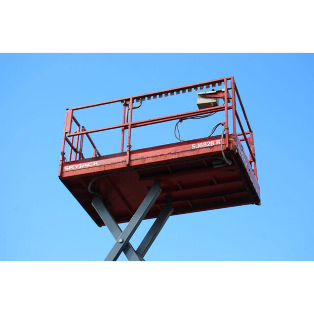 2018 SkyJack SJ6826RT-46836767
