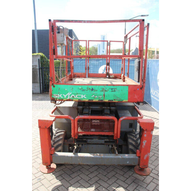 2015 SkyJack SJ6832RT-46836774