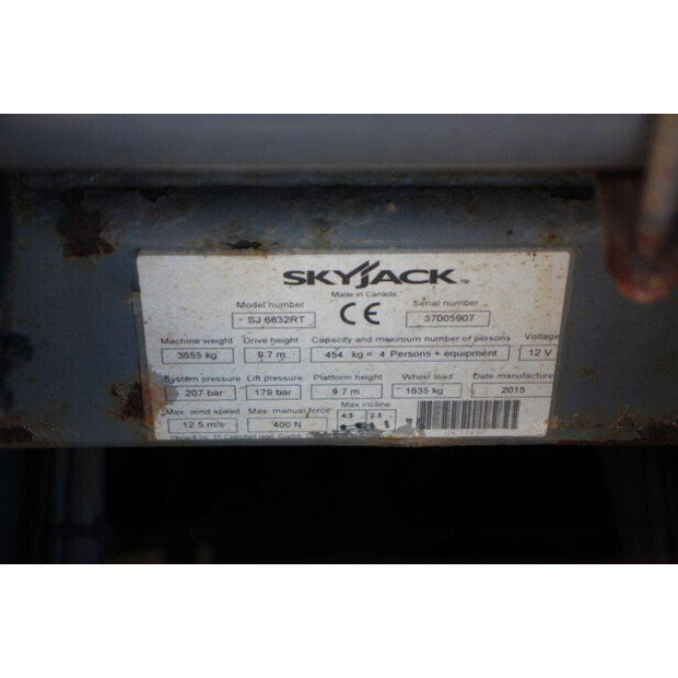 2015 SkyJack SJ6832RT-46836789