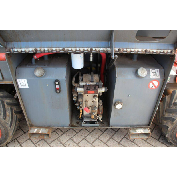 2015 SkyJack SJ6832RT-46836790