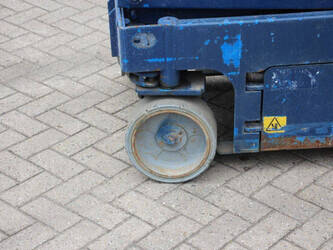 2007-genie-gs-1932-1447639-46836810